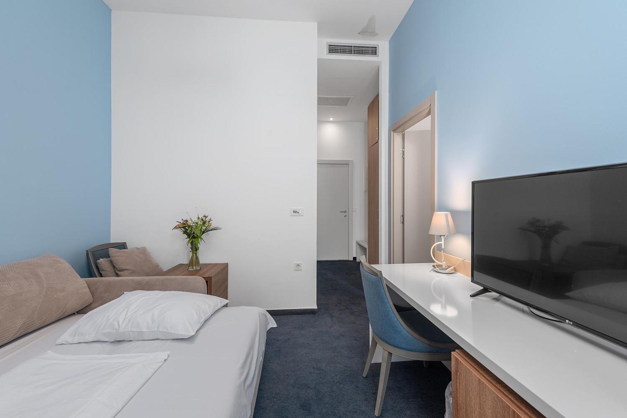 Boutique Mali Raj Hotel 4*